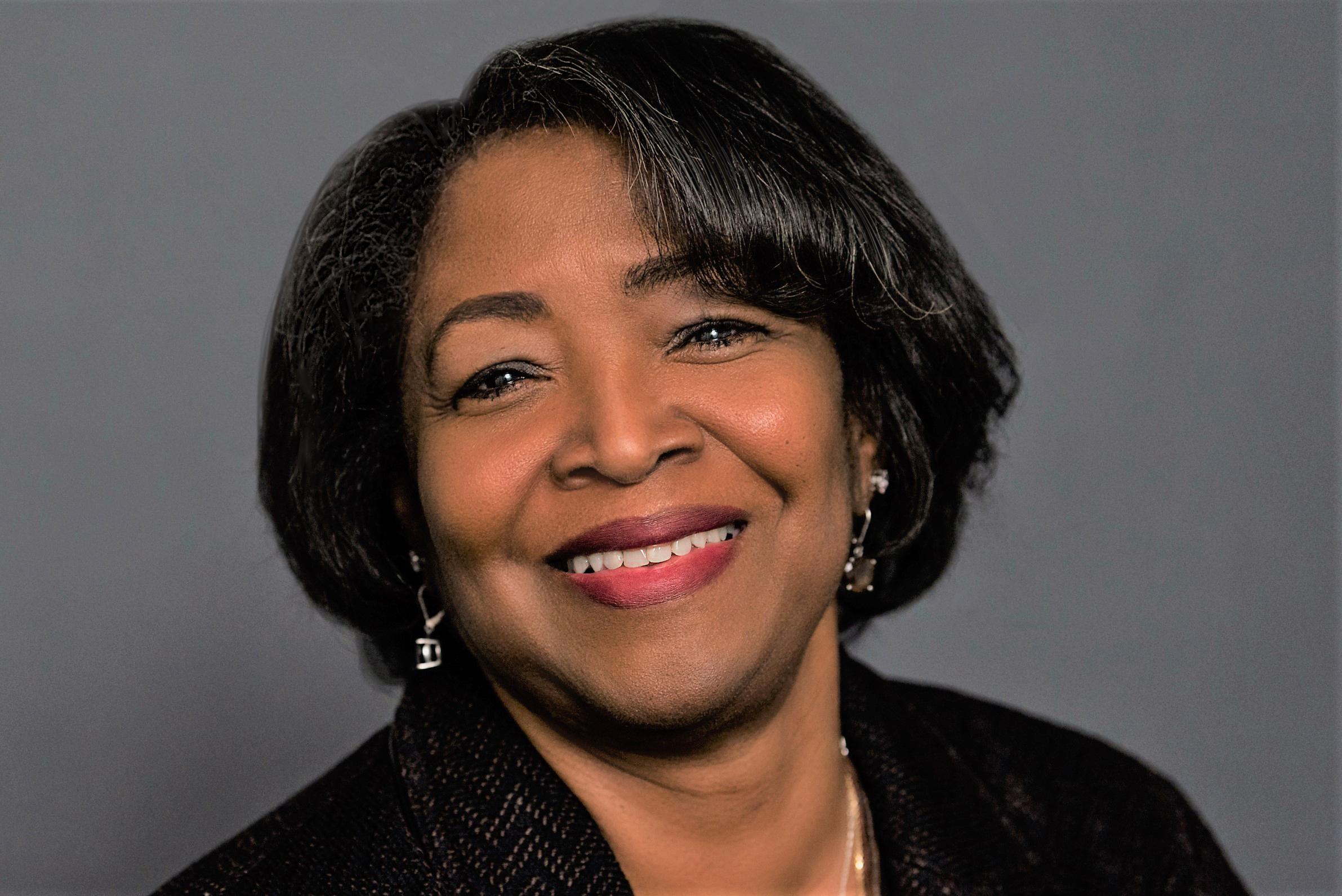 environmental-epidemiologist-and-author-dr-sylvia-hood-washington-to