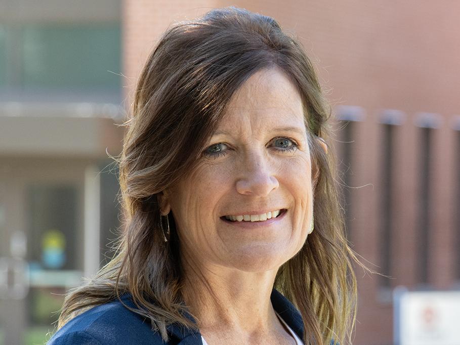 Bobbi Schamberger