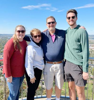 Lynnae Schatz and family