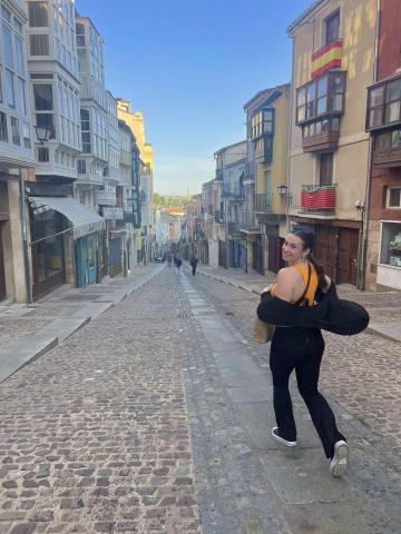 Emma Schoen in Zamora Spain.jpg