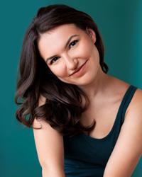 Claire Capra Headshot