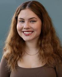 Katie Kostner Headshot